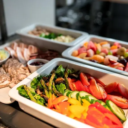 & Chariclea Poděbrady